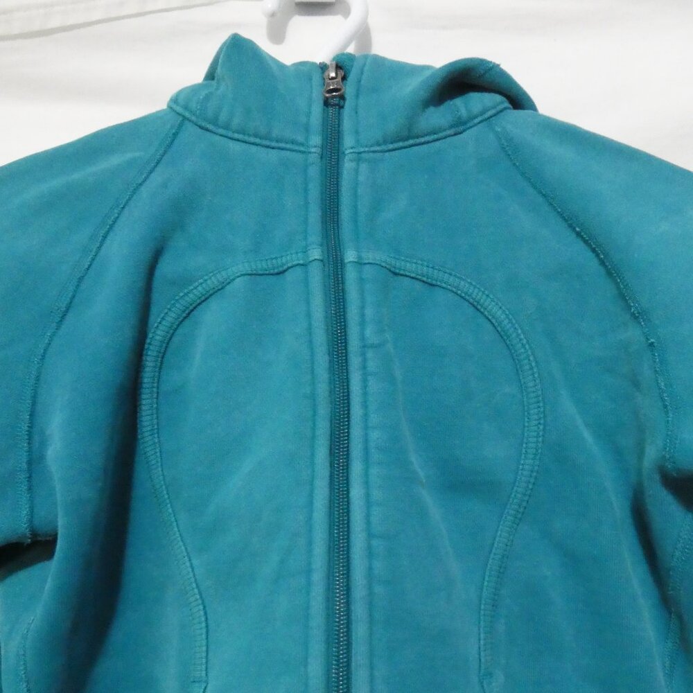 LULULEMON ATHLETICA | medium | Classic Zip-Up Scuba Hoodie - Picture 6 of 16